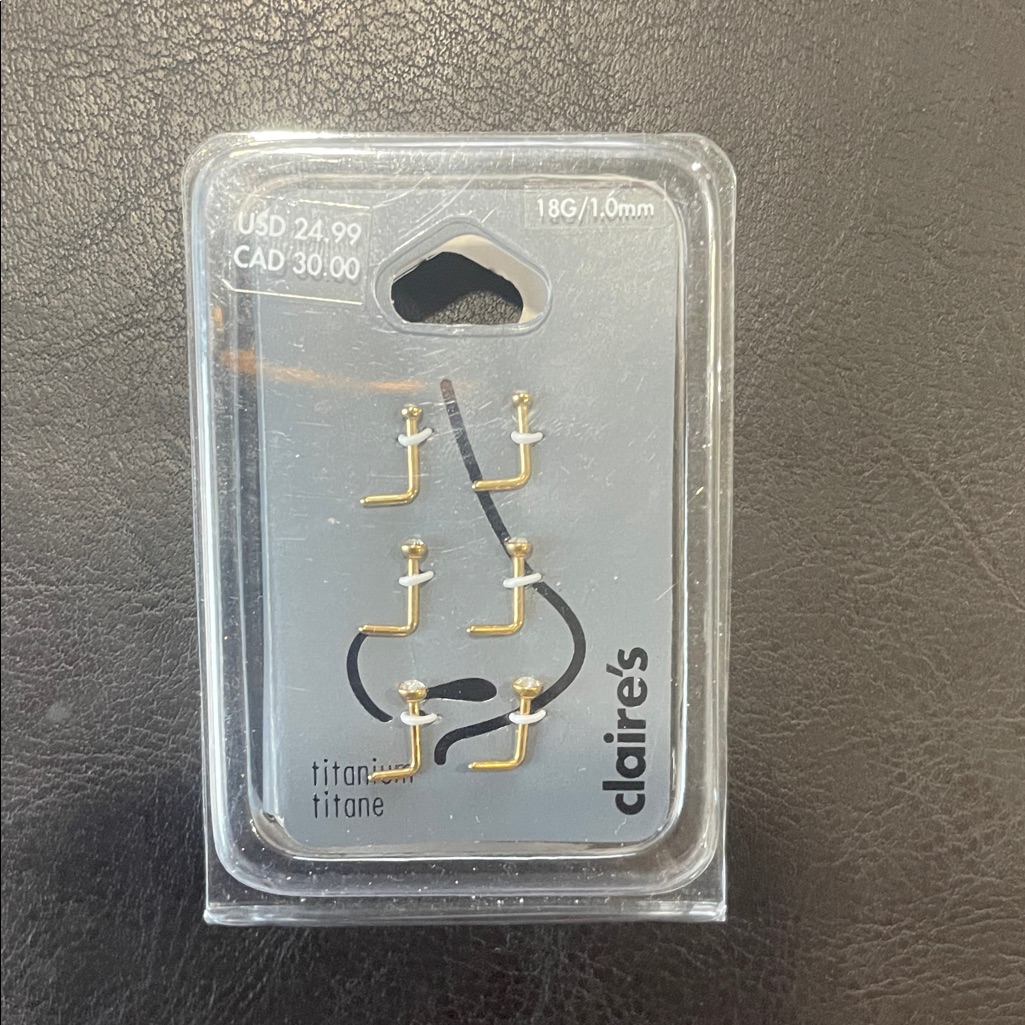 Claires Titanium Nose Piercings Nwt